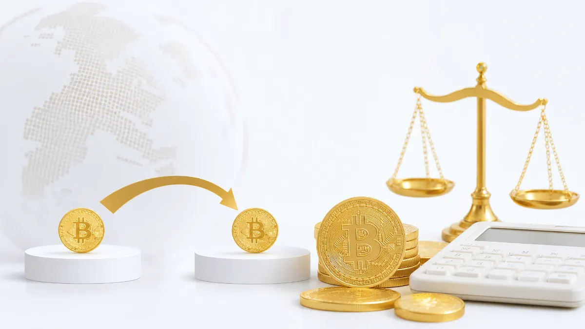 台座から別の台座へ移動するビットコインの矢印、計算機、黄金の天秤